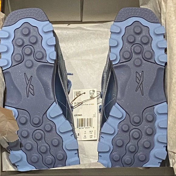 Cardi B Classic Leather Women's Shoes (Reebok) - Picture 2 of 4